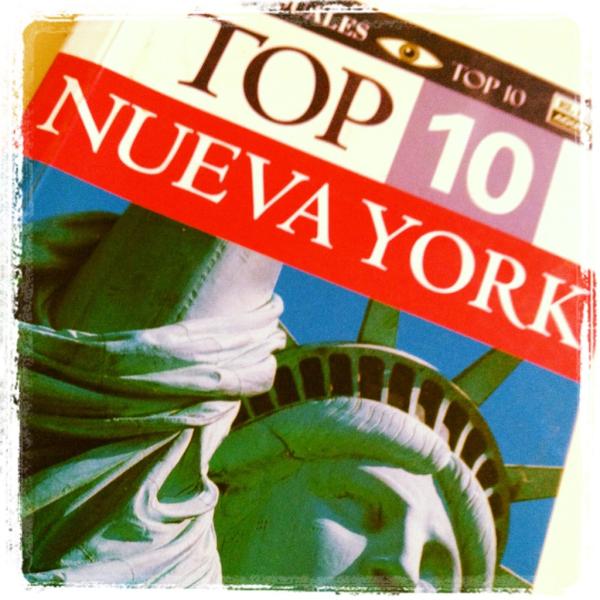 Estudia moda en NY.